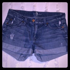 7 for all Mankind Jean shorts - size 27